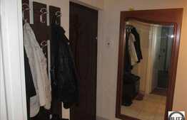 Vanzare 2 camere, etaj intermediar, loc parcare! Zona strazii Herculane!