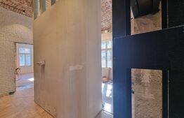 Spatiu de birouri ultracentral, 100 mp, 25 mp terasa, 2 parcari zona strazii Republicii