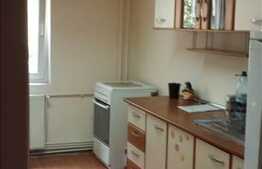 Vanzare 3 camere, 65 mp utili, zona strazii Titulescu, boxa pentru depozitare