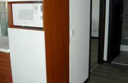 Apartament cu 3 camere, 85 mp, complet finisat si utilat lux, zona 21 Decembrie