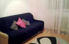 4 camere de vanzare , loc de parcare