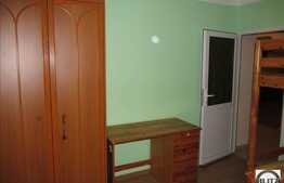 Apartament de vanzare, 3 camere, parcare, boxa la subsol, zona strazii Crinului!