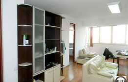 Apartament de vanzare, 2 camere, etaj intermediar, zona strazii Dorobantilor!