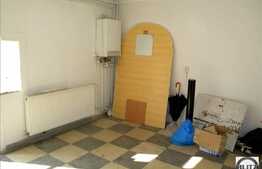 Apartament 3 camere, 78 mp utili, nemobilat, balcon, zona strazii Plopilor!