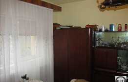 Apartament de vanzare, 4 camere, etaj intermediar, zona strazii Cojocnei!