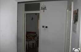 Apartament de vanzare, 4 camere, etaj intermediar, zona strazii Cojocnei!