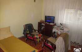 Apartament de vanzare, 4 camere, etaj intermediar, zona strazii Cojocnei!