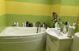 Apartament de 2 camere, 57 mp, decomandat, zona Scortarilor