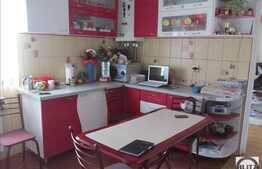 2 camere, 54.5 mp, zona Raiffeisen Bank! ! Parcare cu CF! Acces privat!