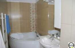 Vanzare 3 camere, 61.50 mp utili, zona Florilor! 2 locuri de parcare! Mobilat!