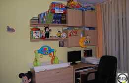 Vanzare 3 camere, 61.50 mp utili, zona Florilor! 2 locuri de parcare! Mobilat!