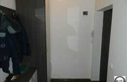 2 camere, 51 mp, decomandat, etaj intermediar, zona Porii, parcare cu CF!