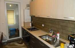 2 camere, 51 mp, decomandat, etaj intermediar, zona Porii, parcare cu CF!