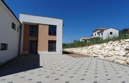 Casa moderna, 165 mp utili, 650 mp teren, cartier privat