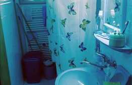 Apartament 3 camere, 80 mp, decomandat, zona strazii Calea Manastur, etaj 3/8