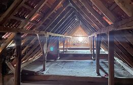 Casa saseasca si trainica, 145mp utili, 2434 mp teren intravilan Feldioara - zona centrala