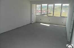 Apartament cu 3 camere, 70 mp, semifinisat, loc de parcare optional