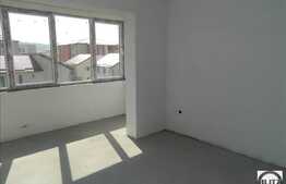 Apartament cu 3 camere, 70 mp, semifinisat, loc de parcare optional