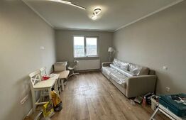 Garsonieră 22, etaj intermediar, renovată total