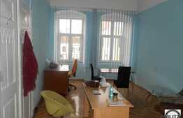 Apartament open-space, 67,5 mp utili, terasa 10 mp, zona strazii Eroilor!