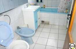 Vanzare 3 camere, 70 mp utili, balcon, decomandat! Loc de parcare!