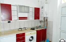 Vanzare 1 camera in imobil tip casa, 26 mp si pod de 30 mp