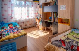 Duplex cu 5 camere, 200 mp de teren, zona Terra