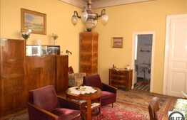 De vanzare apartament cu 2 camere, zona Horea