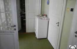 De vanzare apartament cu 2 camere, zona Horea