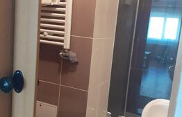 Apartament 4 camere, 83 mp, etaj 3/4, semidecomandat cu vedere pe ambele parti, zona Tractorul