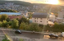 Apartament 3 camere, 73 mp, 2 terase, lux,  loc de parcare subteran , cartier Zorilor