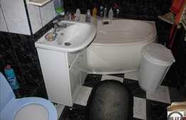 Vanzare apartament 2 camere, 38,4 mp, boxa la subsol, zona Iulius Mall!