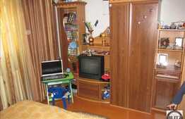 Vanzare apartament 2 camere, 38,4 mp, boxa la subsol, zona Iulius Mall!