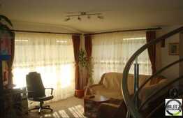 Vanzare 4 camere, 109 mp, balcon, imobil nou, scara interioara,zona Polus Center