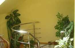 Vanzare 4 camere, 109 mp, balcon, imobil nou, scara interioara,zona Polus Center