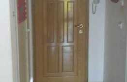 Garsoniera 28 mp, etaj intermediar, balcon, zona strazii Grigore Alexandrescu!