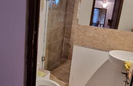  Casa 6 camere 296 mp si teren 800 mp in zona Marisel