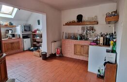  Casa 6 camere 296 mp si teren 800 mp in zona Marisel