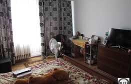 Apartament de vanzare, 2 camere, decomandat, zona strazii Dunarii!