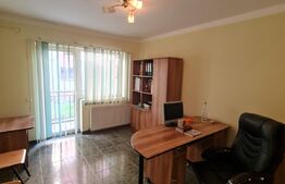 Spatiu comercial , 58 mp, parcare, zona Eroilor