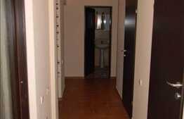 Vanzare 2 camere decomandate, 77 mp utili, balcon, loc parcare, zona linistita!