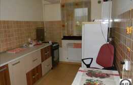 Vanzare 2 camere decomandate, 77 mp utili, balcon, loc parcare, zona linistita!