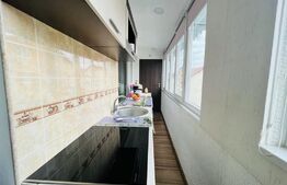 Apartament de 2 camere, balcon, strada Eroilor !