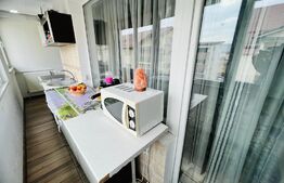 Apartament de 2 camere, balcon, strada Eroilor !