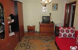 Vanzare apartament 3 camere, 64 mp utili, boxa la subsol, zona strazii Anina!