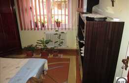 Vanzare apartament 3 camere, 64 mp utili, boxa la subsol, zona strazii Anina!