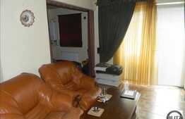 Apartament cu 1 camera de vanzare, etaj intermediar, zona strazii Florilor