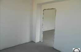 3 camere, 70 mp, semifinisat, parcare optional