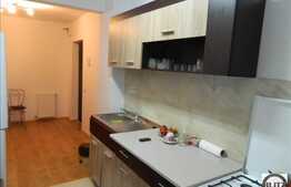 De vanzare 1 camera, 40 mp utili, balcon de 7 mp! Zona Florilor! Mobilat!