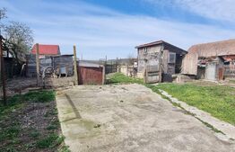 Casa 3 camere, 69 mp, teren 1900 mp, zona Apahida